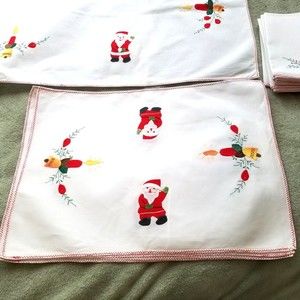 Vintage Christmas Embroidered Runner 1 Place Mats 4 and Napkins Set for 8 Santa
